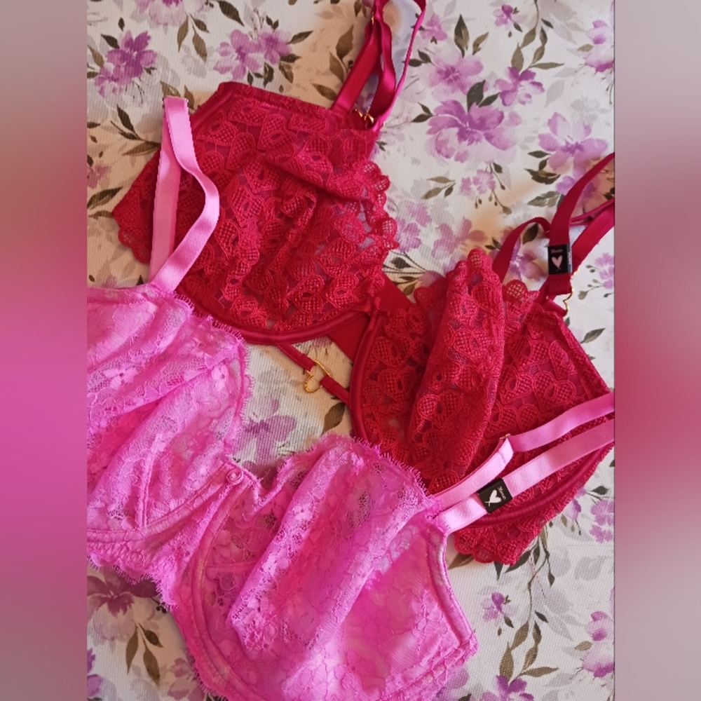 New Victoria's Secret Pink & Red Hearts Unlined Sexy Bras size 36DDD